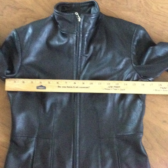 Cole Haan Women’s Wing Collar Genuine Lambskin Leather Jacket, PXS-Black - Picture 7 of 8